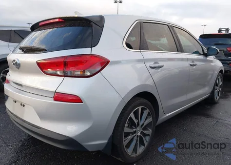 2018 Hyundai Elantra Gt из США, поврежденный, VIN KMHH35LE4JU079757